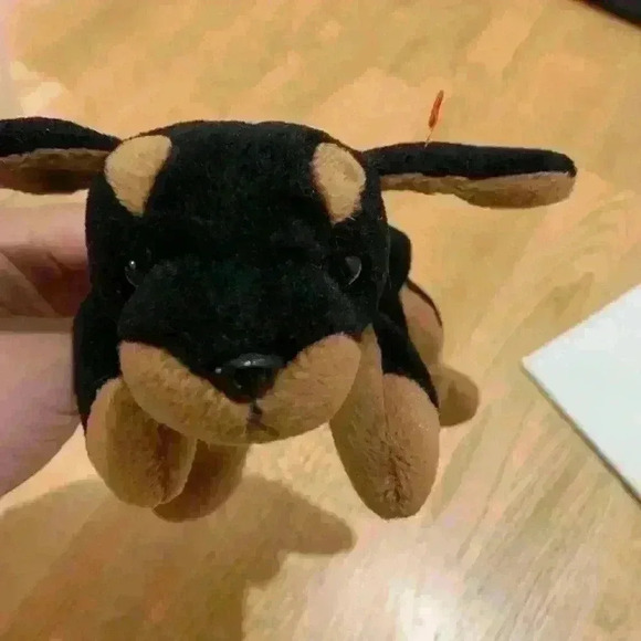 Doby Beanie Baby - Picture 4 of 7